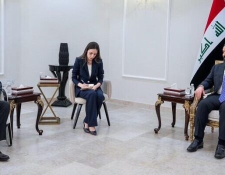 قدردانی رئیس پارلمان عراق از تلاش‌های دیپلماتیک پاکستان برای حفظ ثبات منطقه