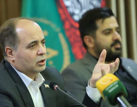 امنیت غذایی با تکیه بر دانش، فناوری، افزایش بهره‌وری محقق می‌شود