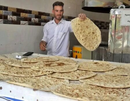 اصلاح قیمت نان در اصفهان با اجرای الگوی شفاف هزینه برای نانوایی‌های آزادپز