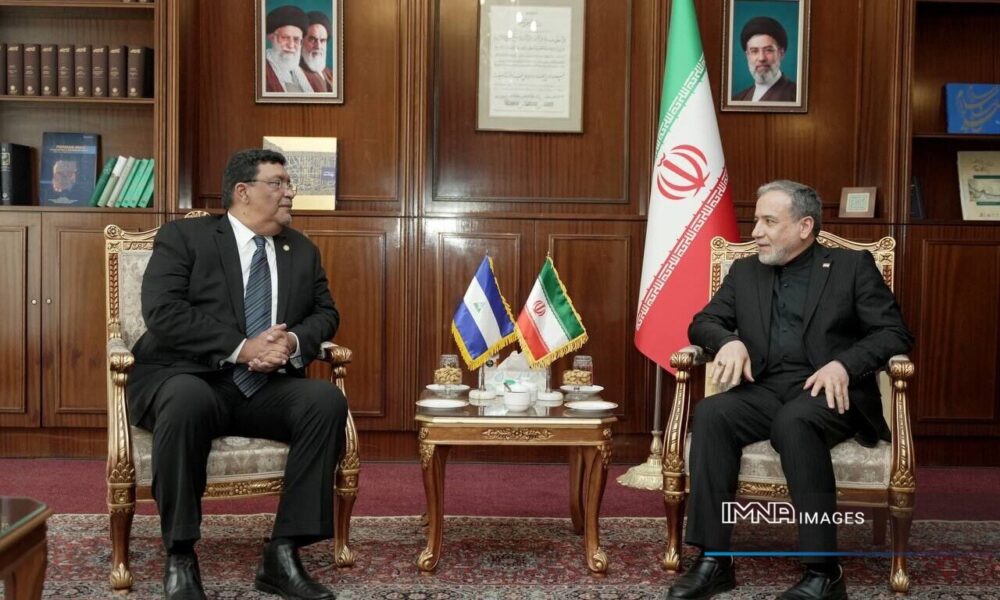 عراقچی با وزیر امور خارجه نیکاراگوآ دیدار کرد عراقچی با وزیر امور خارجه نیکاراگوآ دیدار کرد