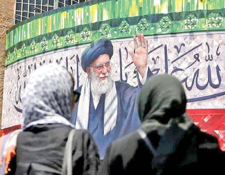 نماهنگ/ "عمامه خونی" با نوای مصطفی اللهیاری