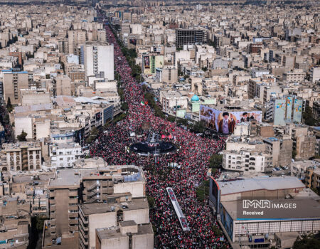 تحلیلگر جهان عرب: این بزرگ‌ترین تشییع جهان توسط کشوری پیروز بود